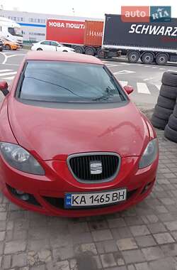 Хэтчбек SEAT Leon 2006 в Киеве