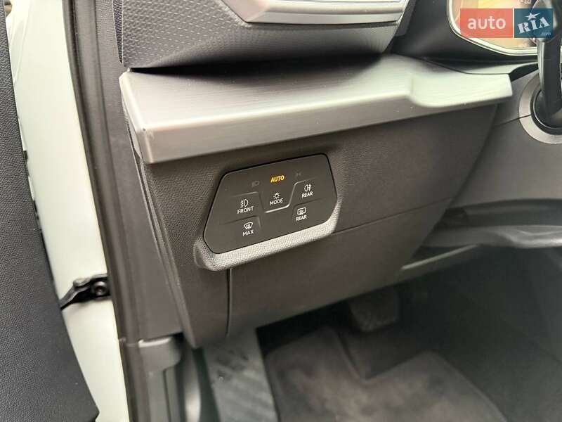 Универсал SEAT Leon 2021 в Киеве фото 13 Универсал SEAT Leon 2021 в Киеве