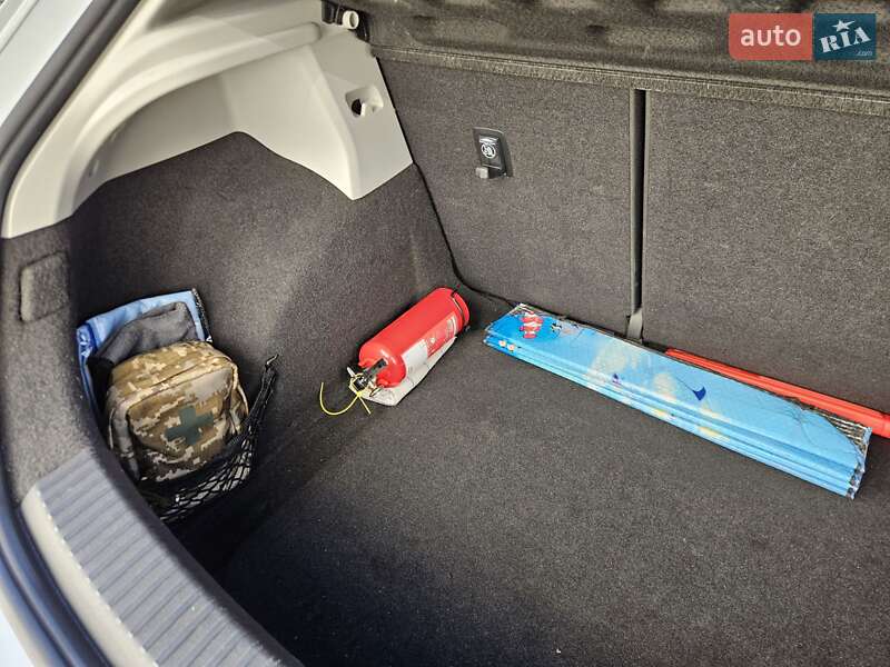 Хэтчбек SEAT Leon 2013 в Черкассах фото 25 Хэтчбек SEAT Leon 2013 в Черкассах