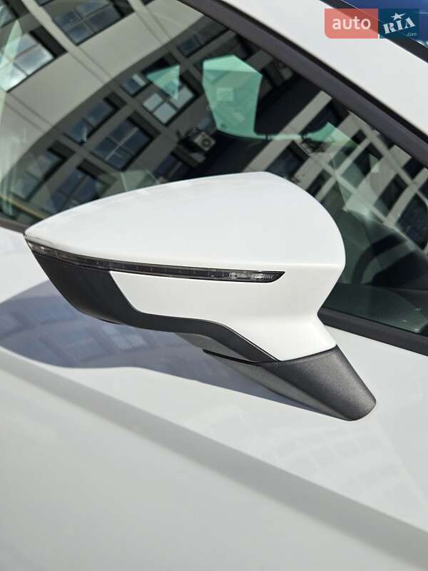 Хэтчбек SEAT Leon 2013 в Черкассах фото 33 Хэтчбек SEAT Leon 2013 в Черкассах