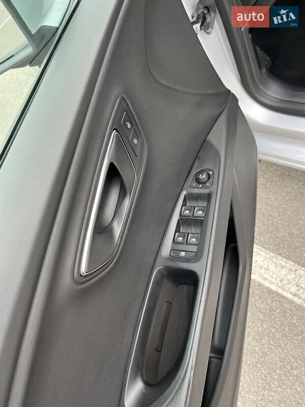 Универсал SEAT Leon 2015 в Ирпене