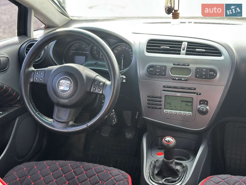 Хэтчбек SEAT Leon 2006 в Киеве фото 17 Хэтчбек SEAT Leon 2006 в Киеве