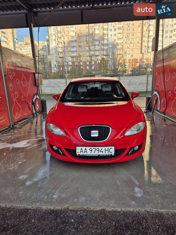 Хэтчбек SEAT Leon 2008 в Киеве фото 10 Хэтчбек SEAT Leon 2008 в Киеве