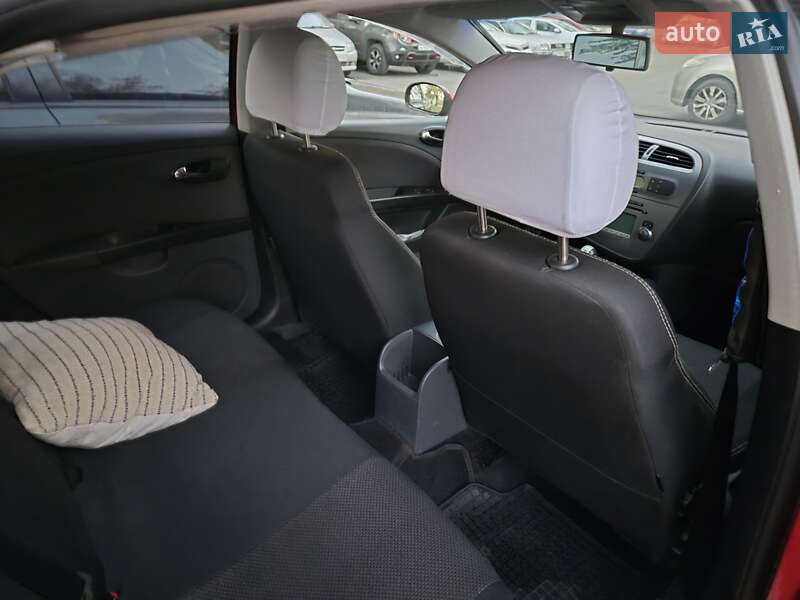Хэтчбек SEAT Leon 2008 в Киеве фото 31 Хэтчбек SEAT Leon 2008 в Киеве