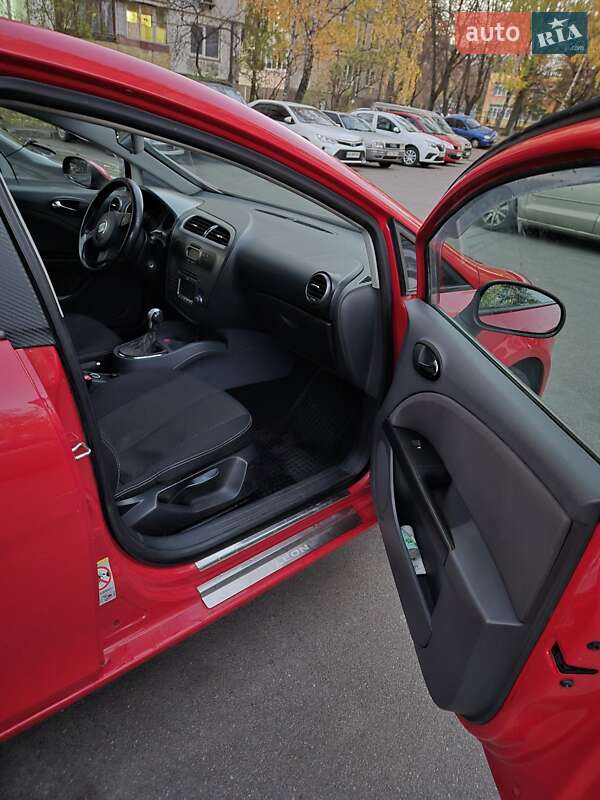 Хэтчбек SEAT Leon 2008 в Киеве фото 15 Хэтчбек SEAT Leon 2008 в Киеве