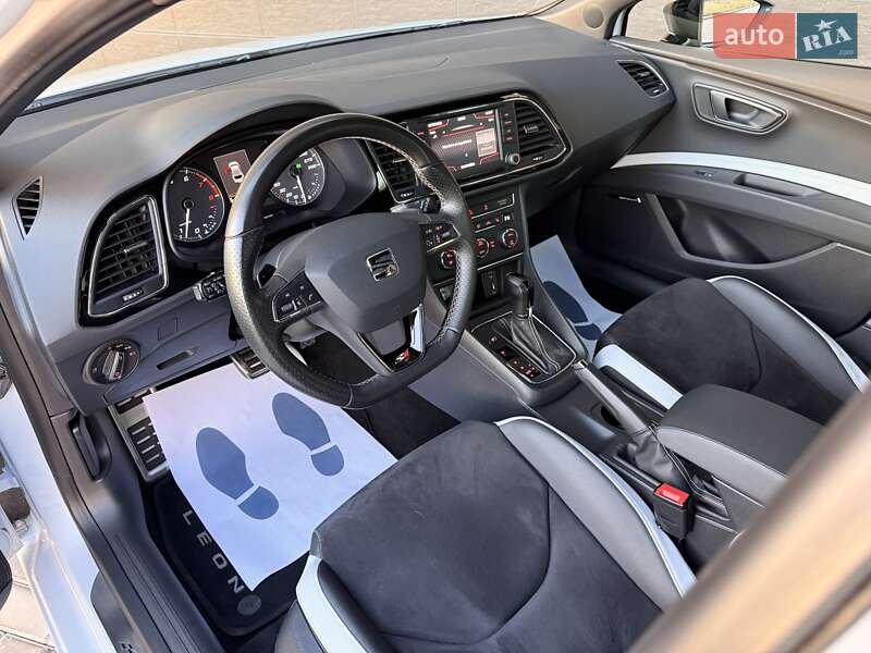 Хэтчбек SEAT Leon 2016 в Киеве фото 29 Хэтчбек SEAT Leon 2016 в Киеве