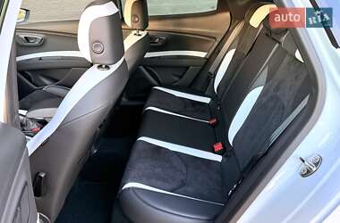 Хэтчбек SEAT Leon 2016 в Киеве