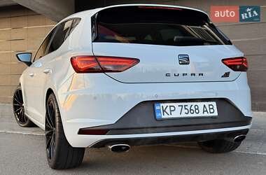 Хэтчбек SEAT Leon 2016 в Киеве