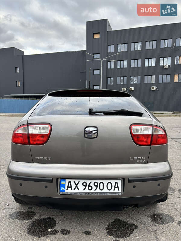 Хетчбек SEAT Leon 2003 в Харкові