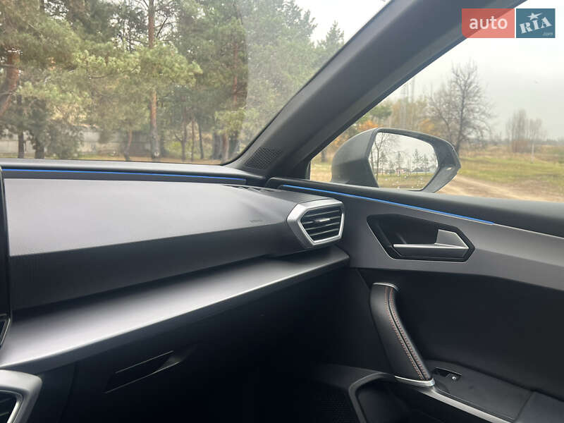 Универсал SEAT Leon 2021 в Киеве фото 24 Универсал SEAT Leon 2021 в Киеве