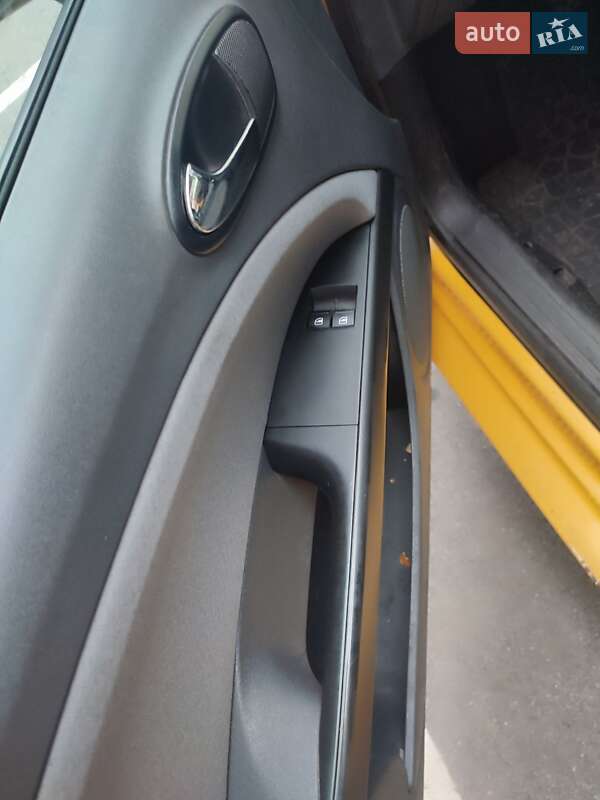 Хэтчбек SEAT Leon 2007 в Киеве