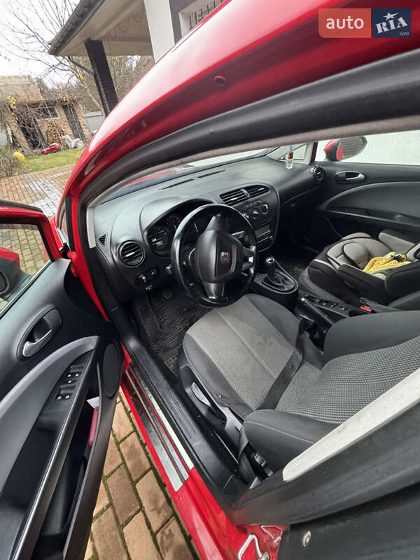 Хетчбек SEAT Leon 2011 в Михайлівці-Рубежівці фото 10 Хетчбек SEAT Leon 2011 в Михайлівці-Рубежівці