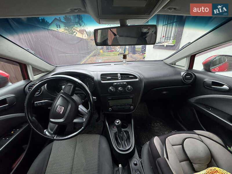 Хетчбек SEAT Leon 2011 в Михайлівці-Рубежівці фото 16 Хетчбек SEAT Leon 2011 в Михайлівці-Рубежівці