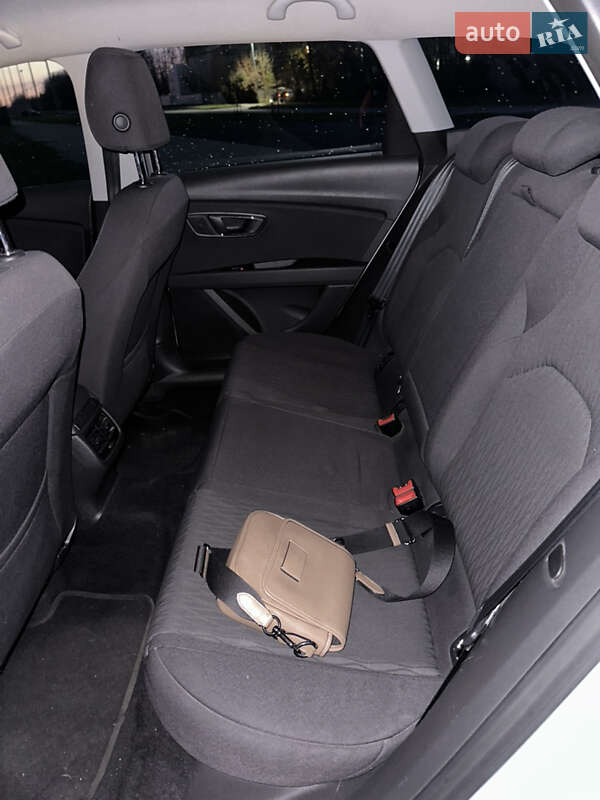 Універсал SEAT Leon 2016 в Львові фото 11 Універсал SEAT Leon 2016 в Львові