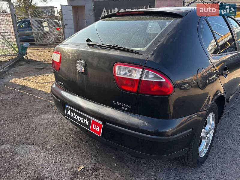 Хетчбек SEAT Leon 2001 в Запоріжжі