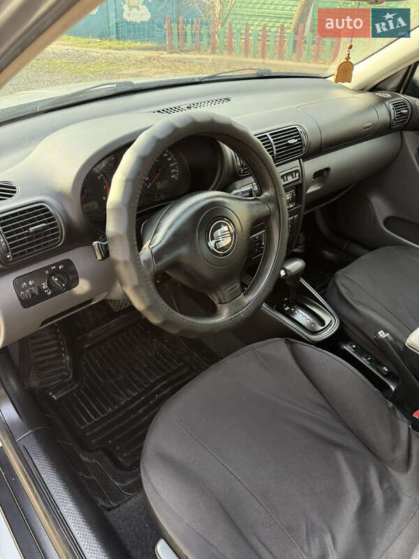 Хетчбек SEAT Leon 2003 в Чернігові фото 16 Хетчбек SEAT Leon 2003 в Чернігові