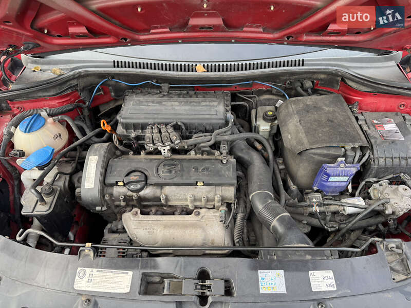 Хетчбек SEAT Leon 2011 в Києві фото 30 Хетчбек SEAT Leon 2011 в Києві