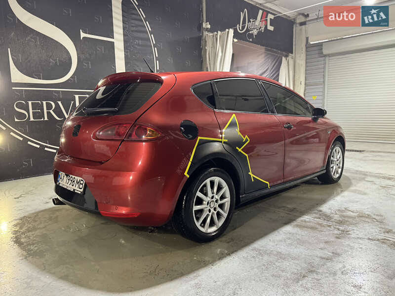 Хэтчбек SEAT Leon 2006 в Харькове