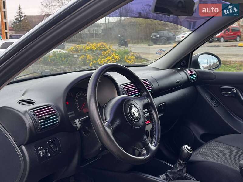 Хэтчбек SEAT Leon 2004 в Ахтырке фото 31 Хэтчбек SEAT Leon 2004 в Ахтырке