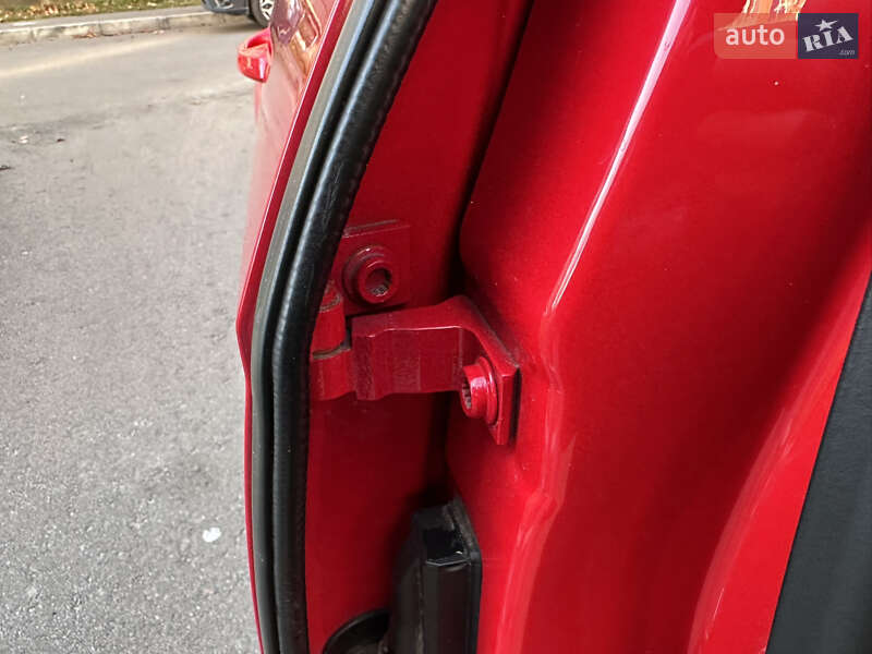 Хэтчбек SEAT Leon 2013 в Киеве фото 50 Хэтчбек SEAT Leon 2013 в Киеве