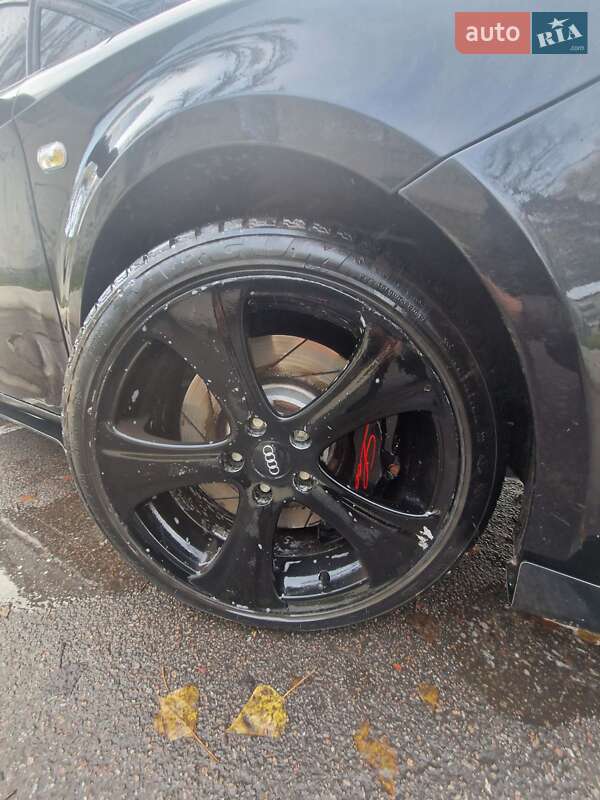 Хэтчбек SEAT Leon 2007 в Киеве