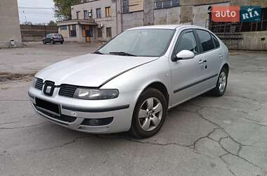 Хэтчбек SEAT Leon 2003 в Запорожье
