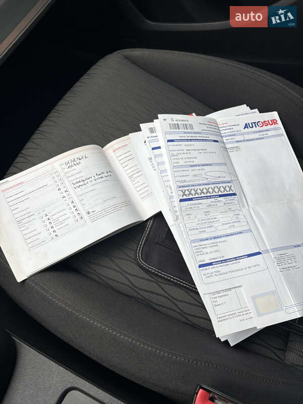 Хетчбек SEAT Leon 2013 в Бурштині