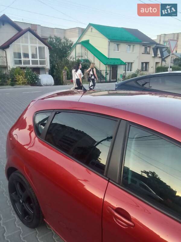 Хэтчбек SEAT Leon 2007 в Трускавце