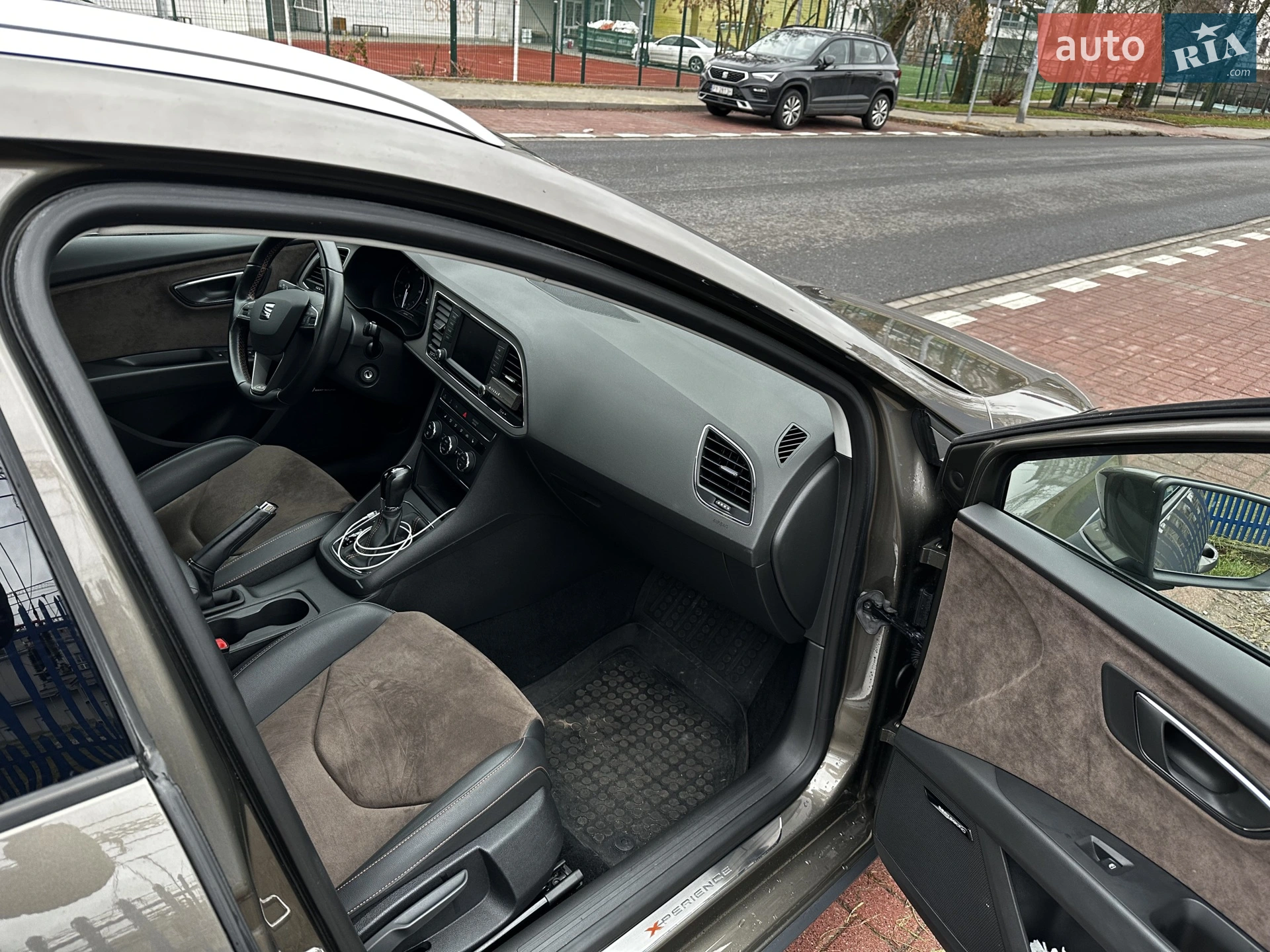 2015 SEAT Leon - мініатюра 12
