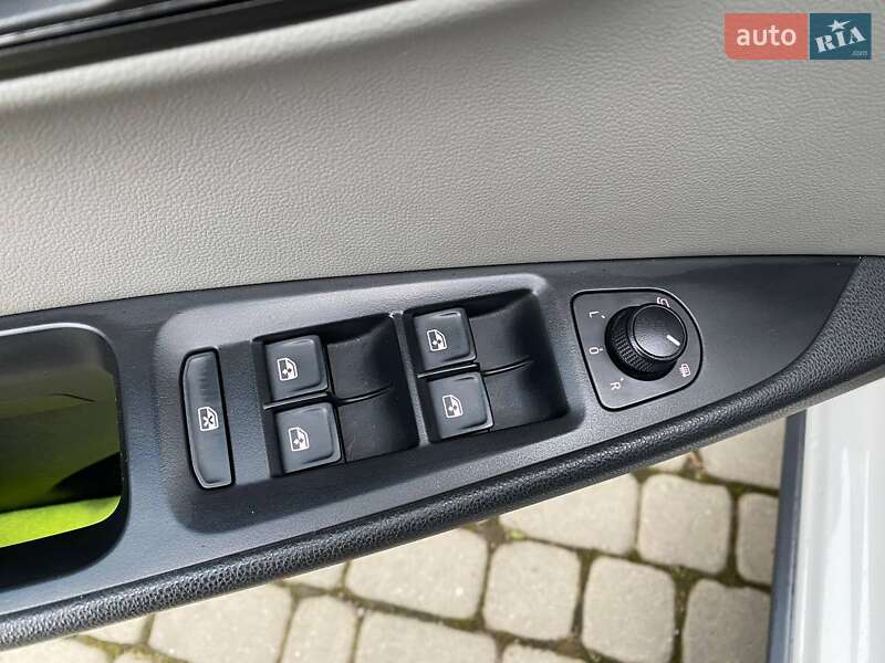 Универсал SEAT Leon 2016 в Львове фото 13 Универсал SEAT Leon 2016 в Львове