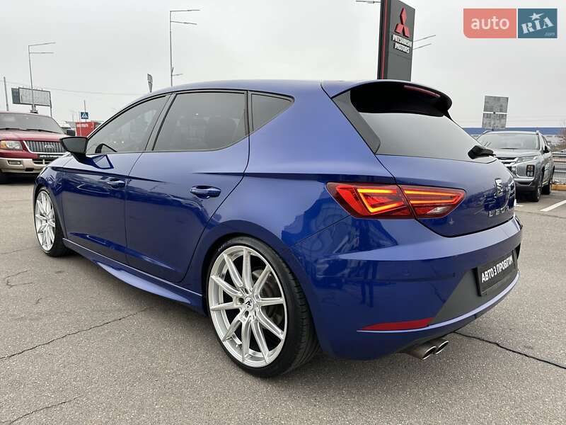 Хэтчбек SEAT Leon 2018 в Киеве фото 5 Хэтчбек SEAT Leon 2018 в Киеве