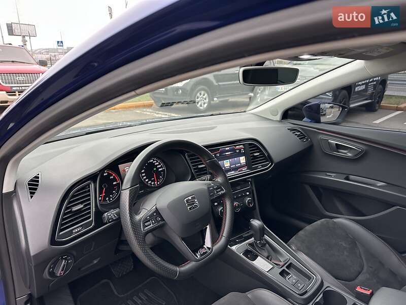 Хэтчбек SEAT Leon 2018 в Киеве фото 18 Хэтчбек SEAT Leon 2018 в Киеве