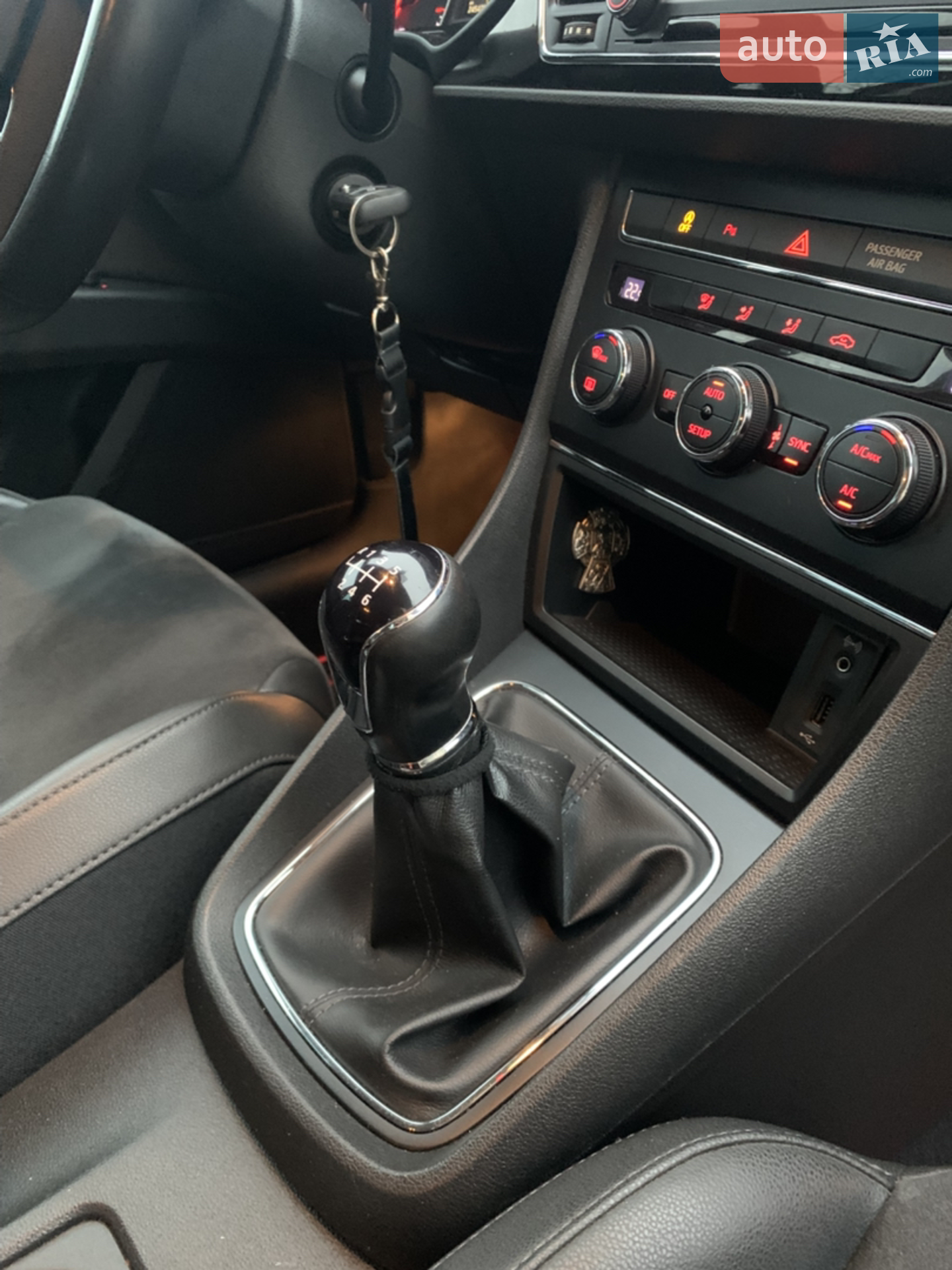2016 SEAT Leon - мініатюра 27