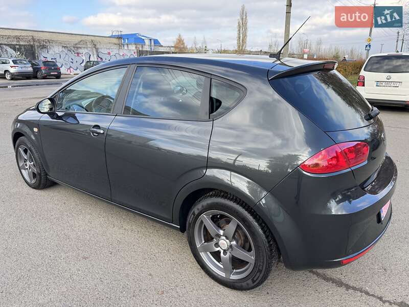 Хэтчбек SEAT Leon 2010 в Луцке фото 14 Хэтчбек SEAT Leon 2010 в Луцке