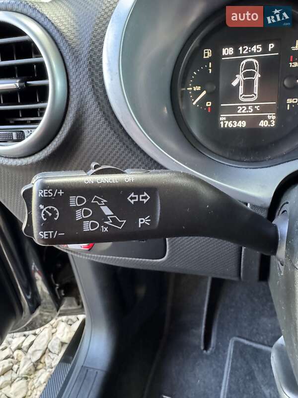 Хэтчбек SEAT Leon 2010 в Луцке фото 35 Хэтчбек SEAT Leon 2010 в Луцке