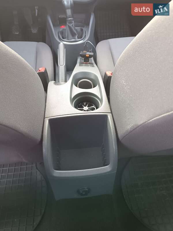 Хэтчбек SEAT Leon 2006 в Стрые фото 16 Хэтчбек SEAT Leon 2006 в Стрые