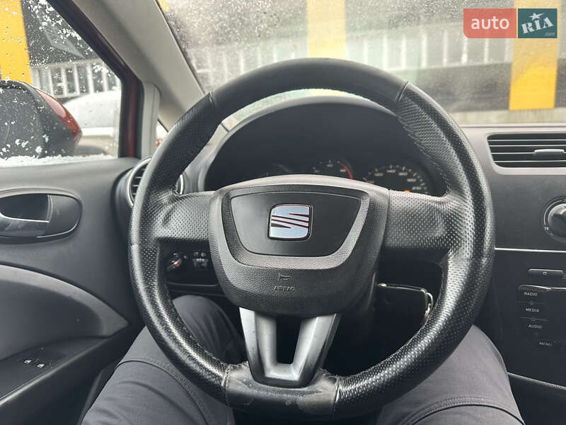 Хэтчбек SEAT Leon 2009 в Нежине фото 32 Хэтчбек SEAT Leon 2009 в Нежине