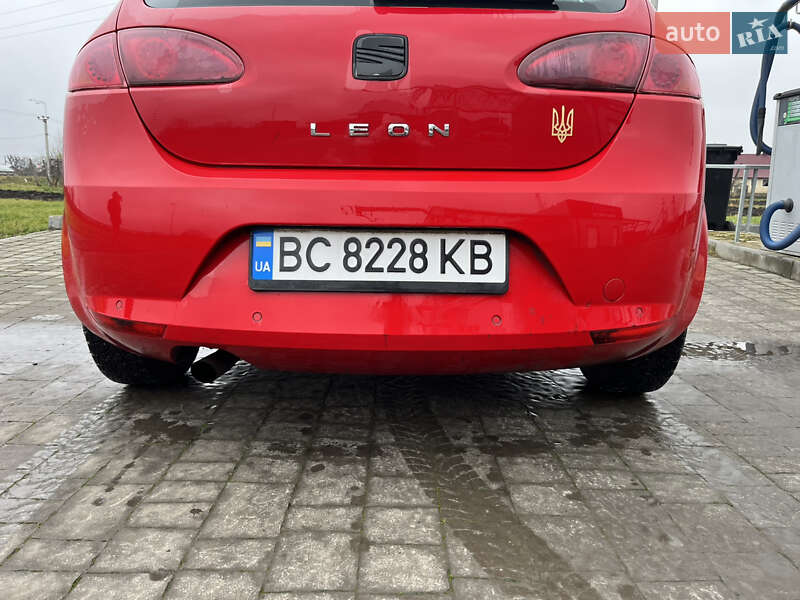 Хэтчбек SEAT Leon 2006 в Буске фото 3 Хэтчбек SEAT Leon 2006 в Буске