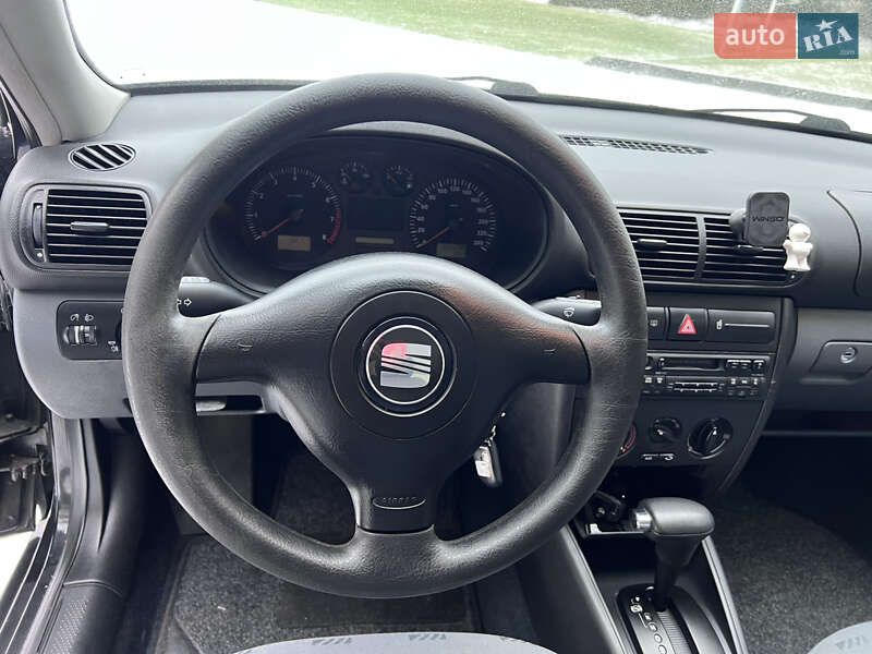 Хетчбек SEAT Leon 2001 в Львові