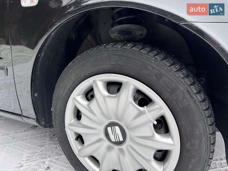 Хетчбек SEAT Leon 2001 в Львові