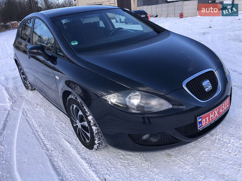 Хэтчбек SEAT Leon 2006 в Радивилове