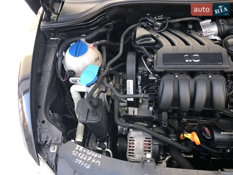 Хэтчбек SEAT Leon 2006 в Радивилове