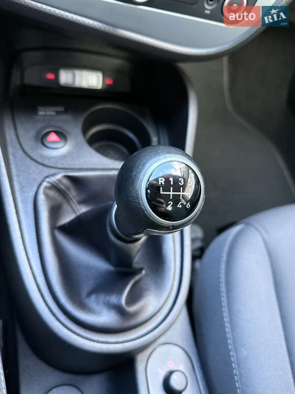 Хэтчбек SEAT Leon 2011 в Луцке