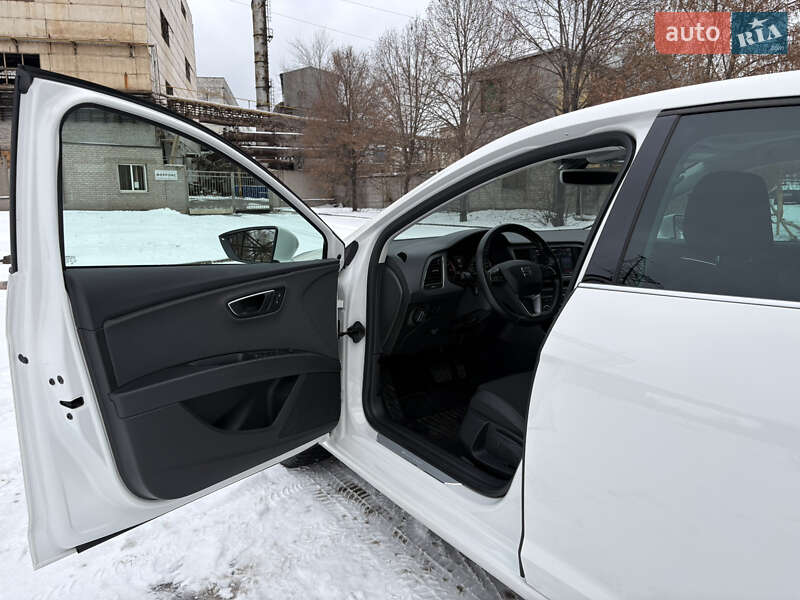 Хэтчбек SEAT Leon 2018 в Хмельницком