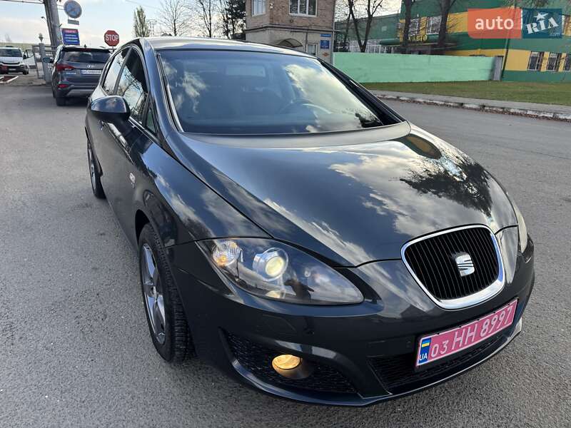 Хэтчбек SEAT Leon 2010 в Луцке фото 4 Хэтчбек SEAT Leon 2010 в Луцке