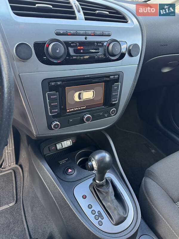 Хэтчбек SEAT Leon 2010 в Луцке фото 36 Хэтчбек SEAT Leon 2010 в Луцке