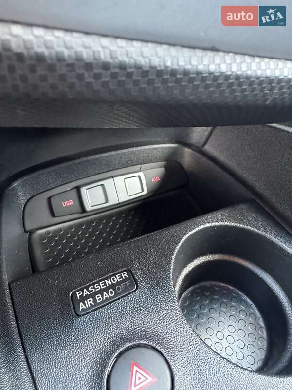 Хэтчбек SEAT Leon 2010 в Луцке фото 43 Хэтчбек SEAT Leon 2010 в Луцке