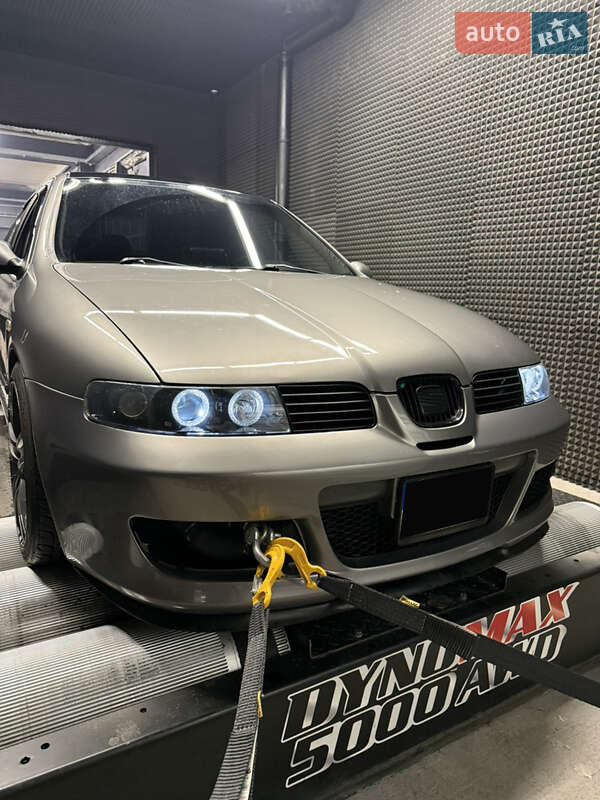 Хэтчбек SEAT Leon 2004 в Каменском фото 3 Хэтчбек SEAT Leon 2004 в Каменском