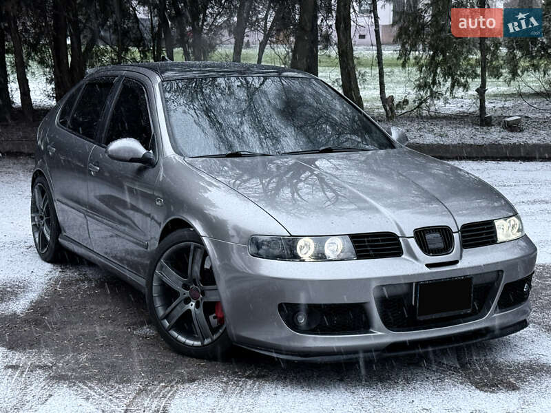 Хэтчбек SEAT Leon 2004 в Каменском фото 15 Хэтчбек SEAT Leon 2004 в Каменском