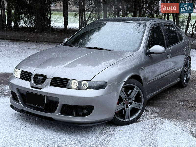 Хэтчбек SEAT Leon 2004 в Каменском фото 18 Хэтчбек SEAT Leon 2004 в Каменском